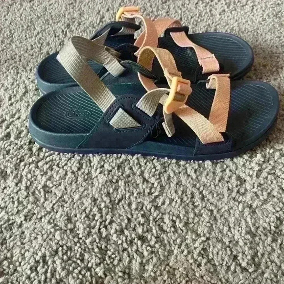 Chaco Lowdown Sandals size 10 - Picture 3 of 5